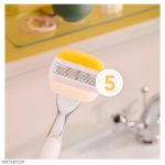 خود تراش به همراه 2 تیغ یدک مردانه ژیلت مدل Comfortglide Coconut